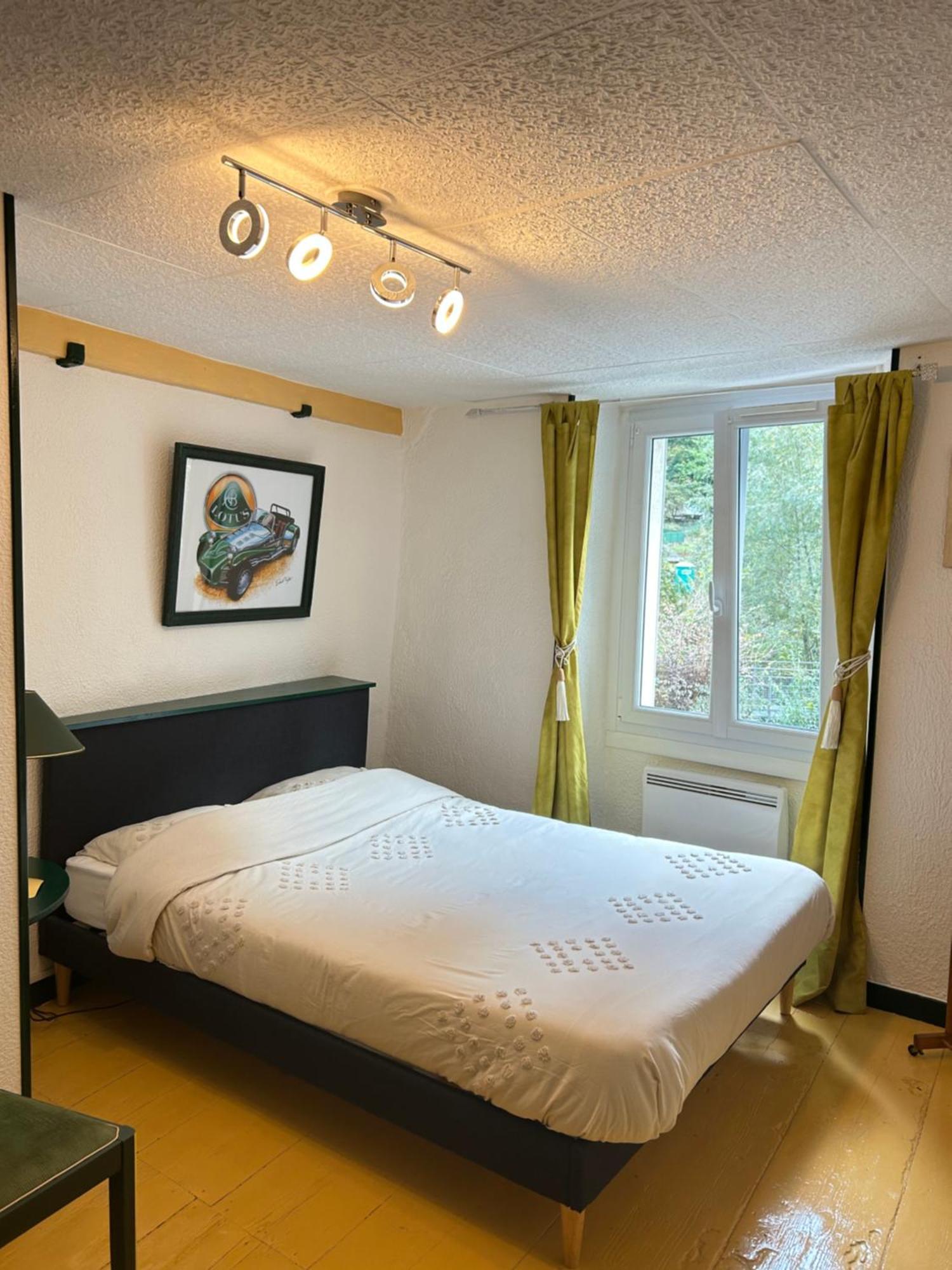 Charmante Maison De Montagne Pour 8 Personnes Livet-et-Gavet エクステリア 写真